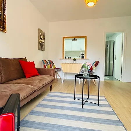 Maifamilybcn-comodo Y Metro Cercano Apartment